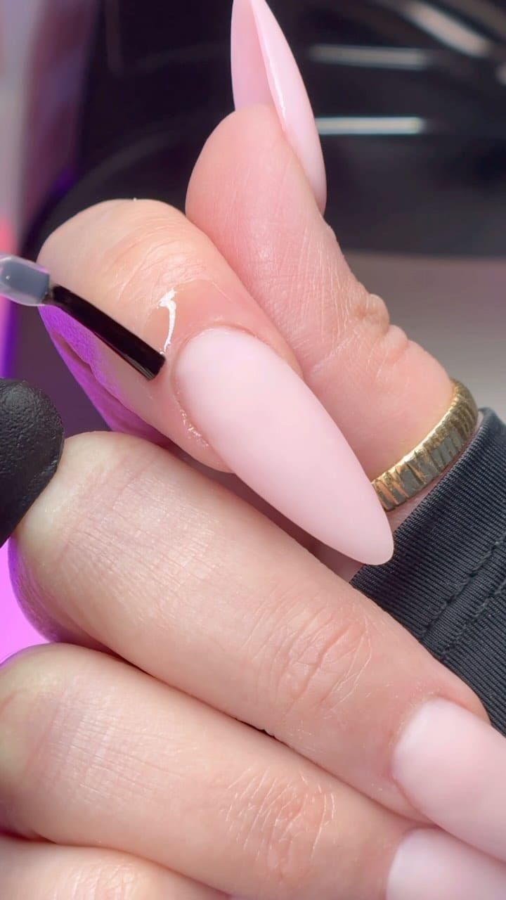 Post 2 by 𝒮𝓂𝒾𝓁𝑒𝓎 💕 on Instagram (video)
