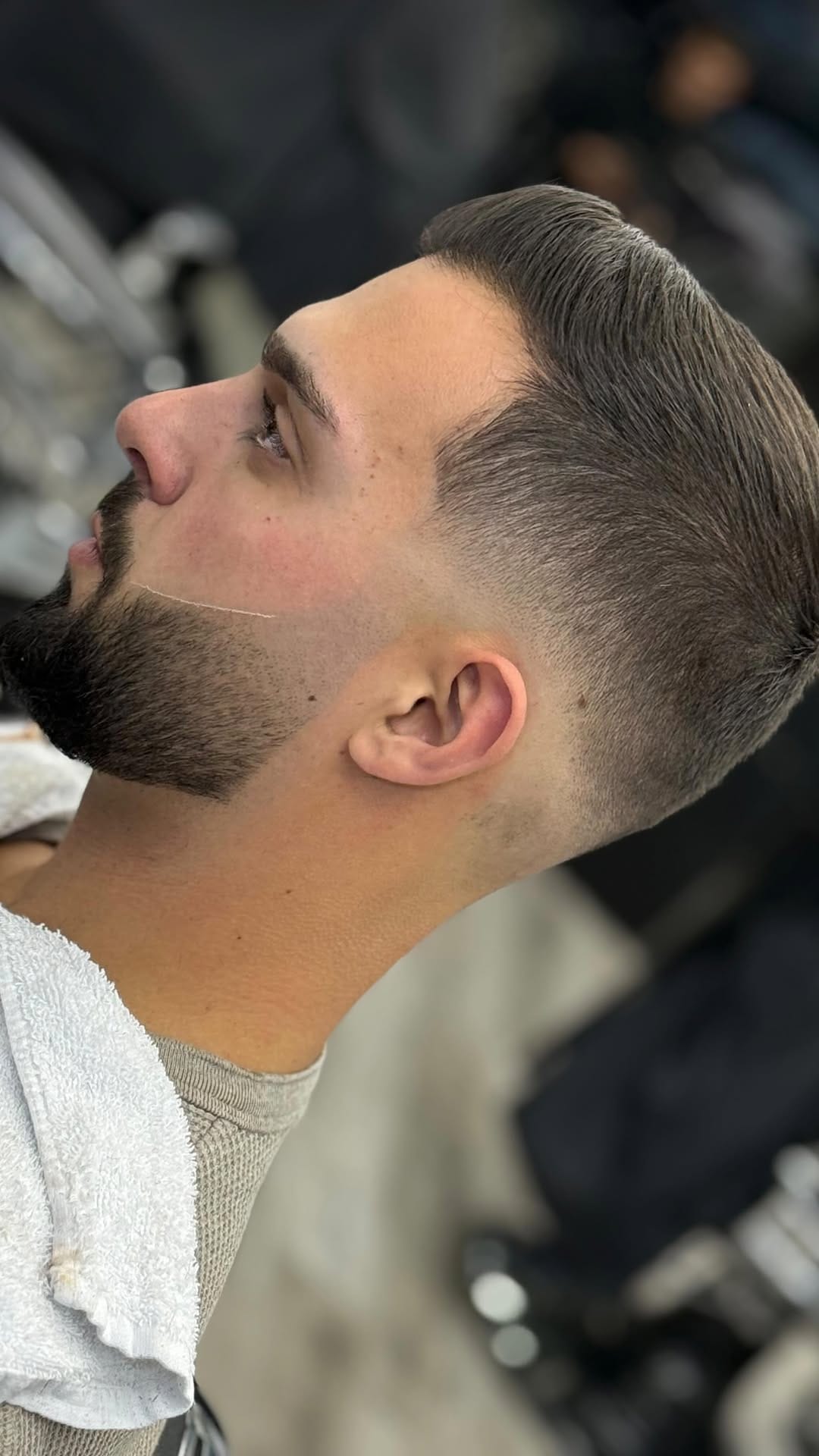 Post 5 by 💈ROYAL CHAIR BARBER SHOP💈 on Instagram (video)