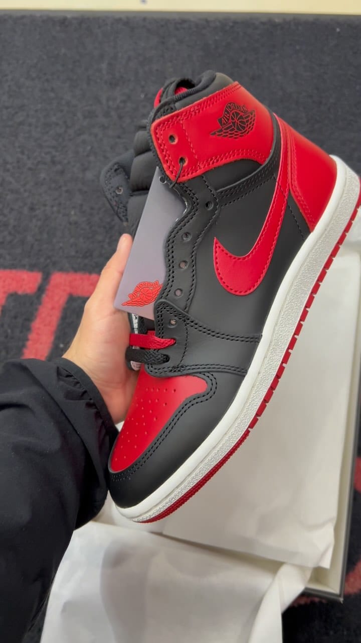 Post 9 by LMTD Supply / LADY LMTD (OLD PAGE DISABLED AT 93k 😭) on Instagram (video)
