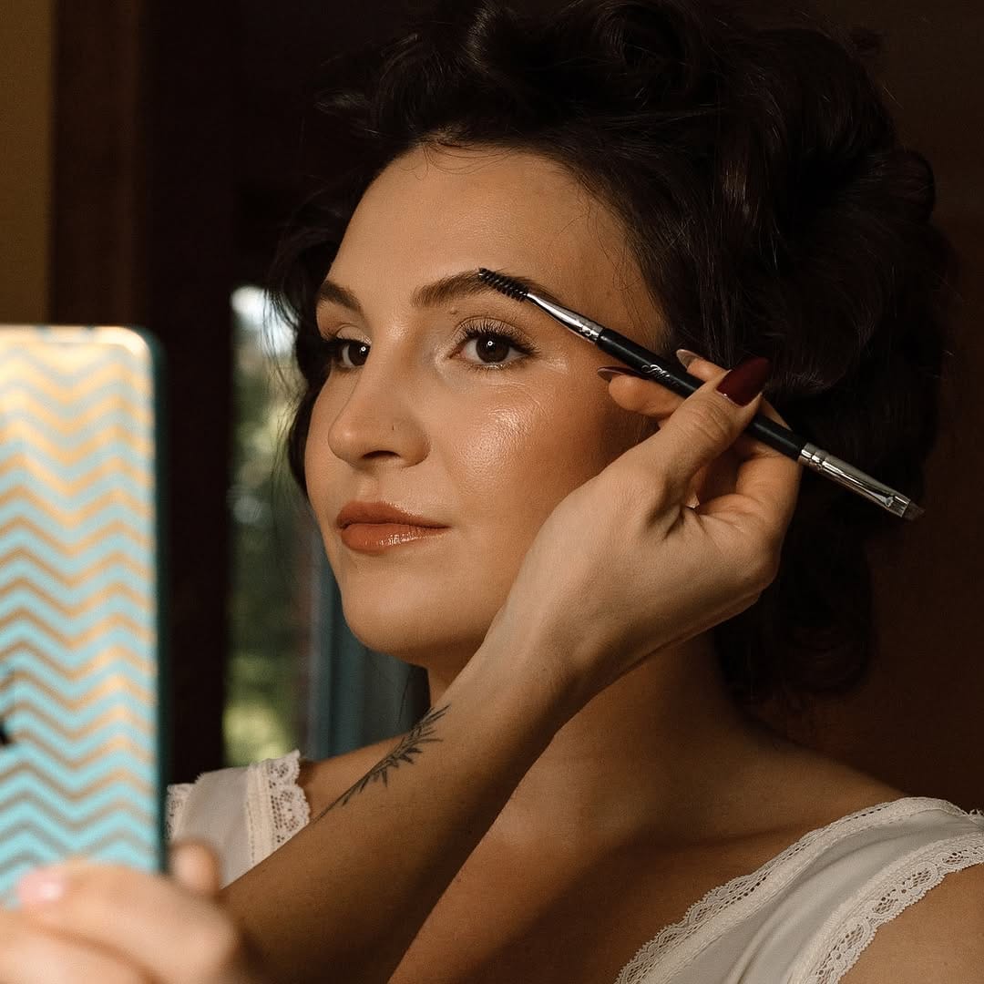Post 7 by Angelina Makeup Artist on Instagram (carousel)
