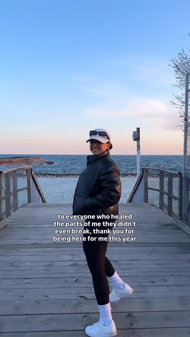 Post 4 by Christina Lobo | Toronto Lifestyle & UGC Creator on Instagram (video)