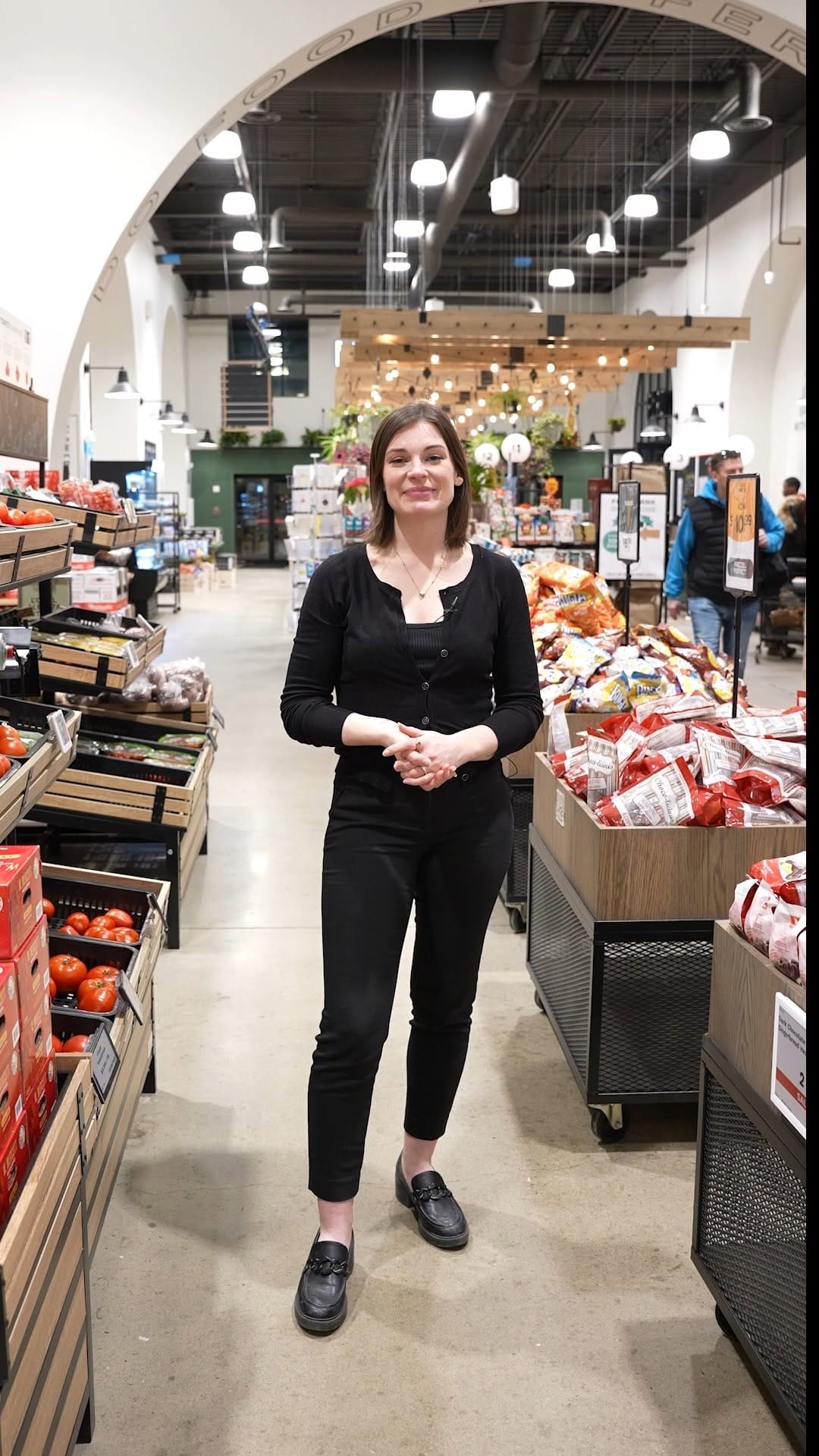 Post 6 by L'OCA Quality Market on Instagram (video)