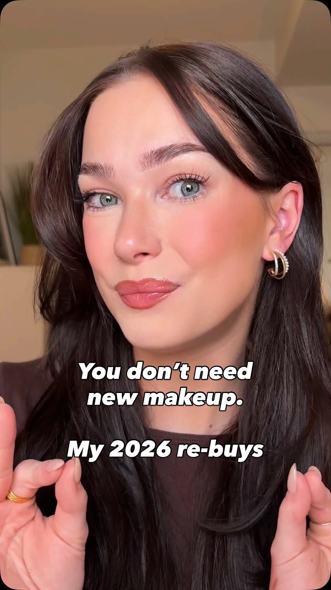 Post 10 by VICTORIA on Instagram (video)