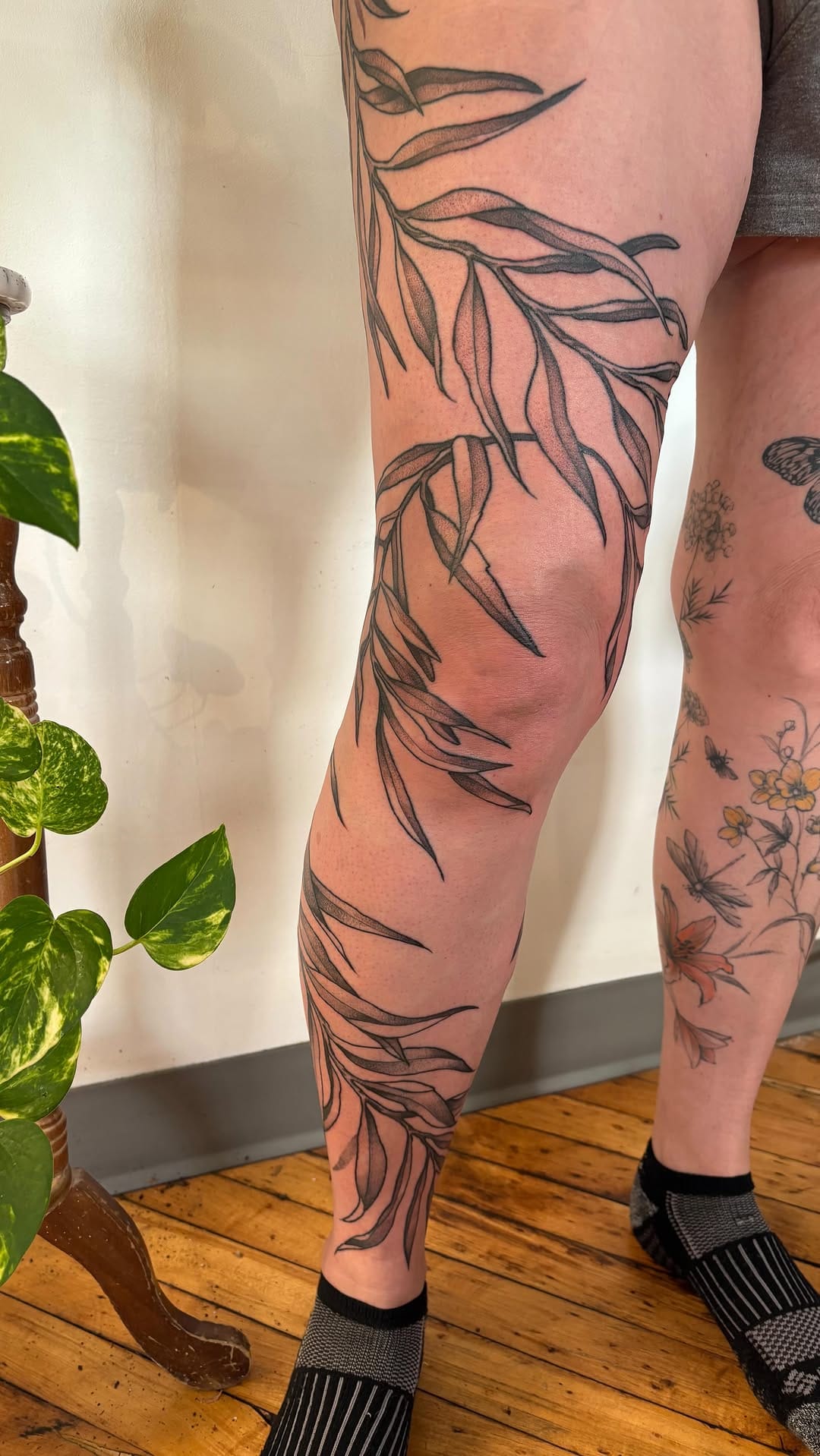 Post 8 by bek 🌙 | Tattoo Artist on Instagram (video)