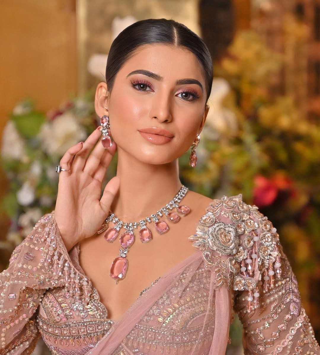 Post 9 by Aaliyah Pirzada | Makeup Artist on Instagram (image)