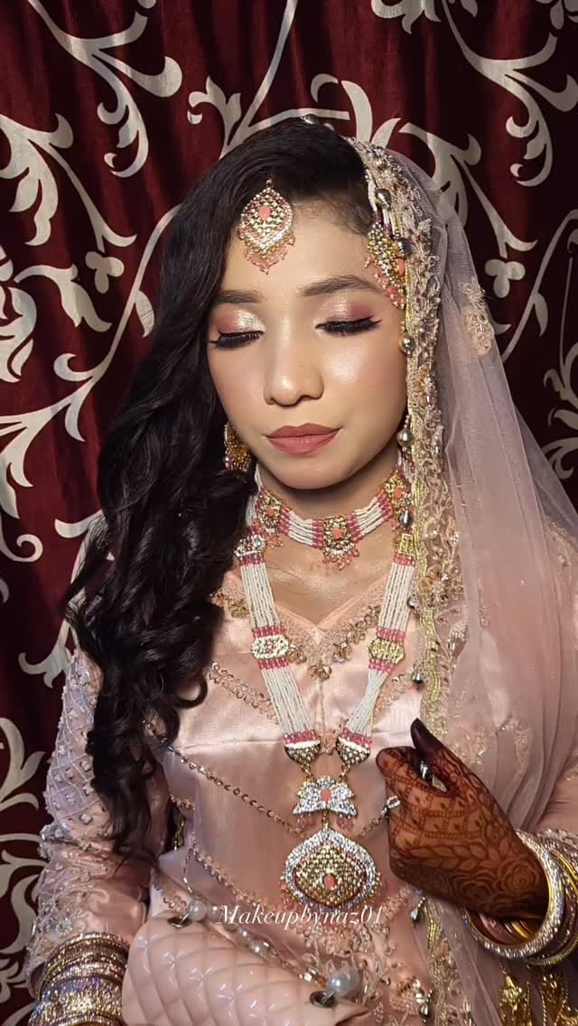 Post 3 by MAKE-UP BY "NAZ" 🖌️ on Instagram (video)