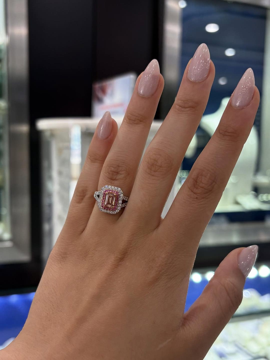 Post 1 by Diamond Engagement Rings 💍 on Instagram (image)