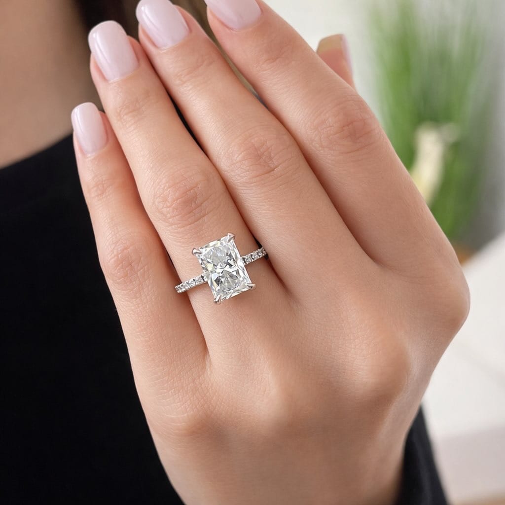 Post 8 by Diamond Engagement Rings 💍 on Instagram (image)