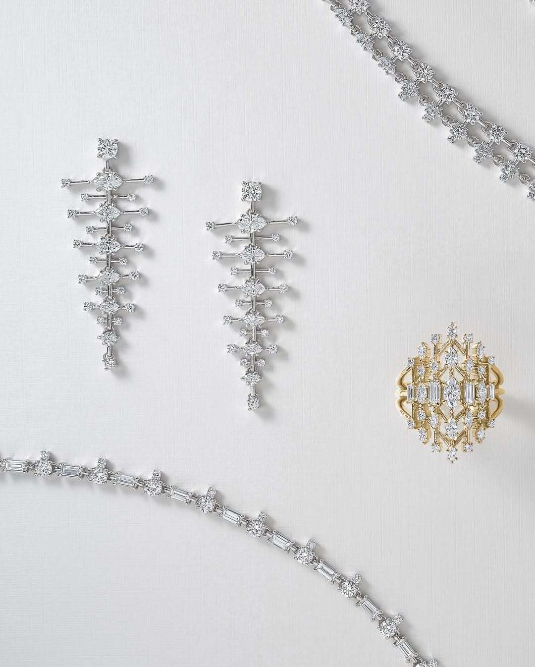 Post 7 by Engagement & Wedding Rings on Instagram (carousel)