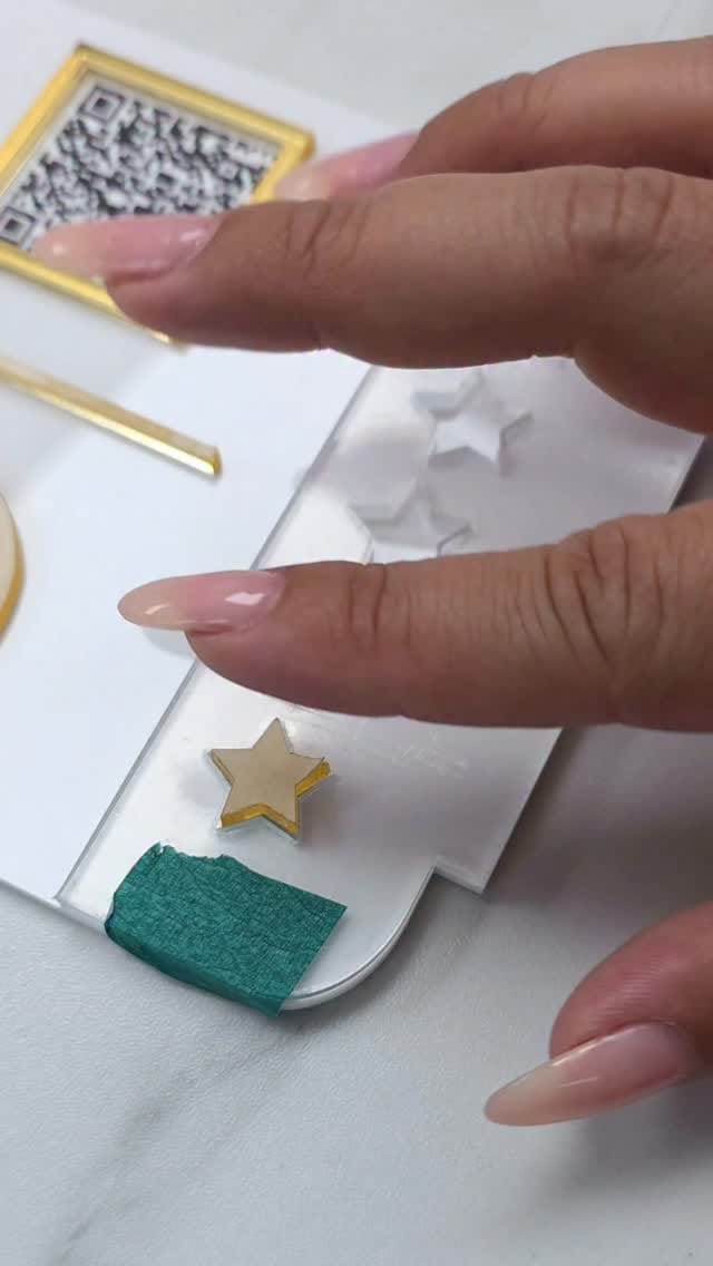 Post 7 by ACRYLIC SUPPLIER • BUSINESS & EVENT SIGNAGE • CONTENT CREATOR on Instagram (video)