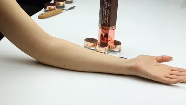 Post 2 by 4ever MagicCosmetics®️Official on Instagram (video)