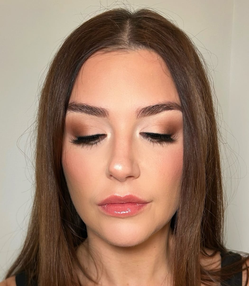 Post 4 by Makeup by Charley Bp on Instagram (image)