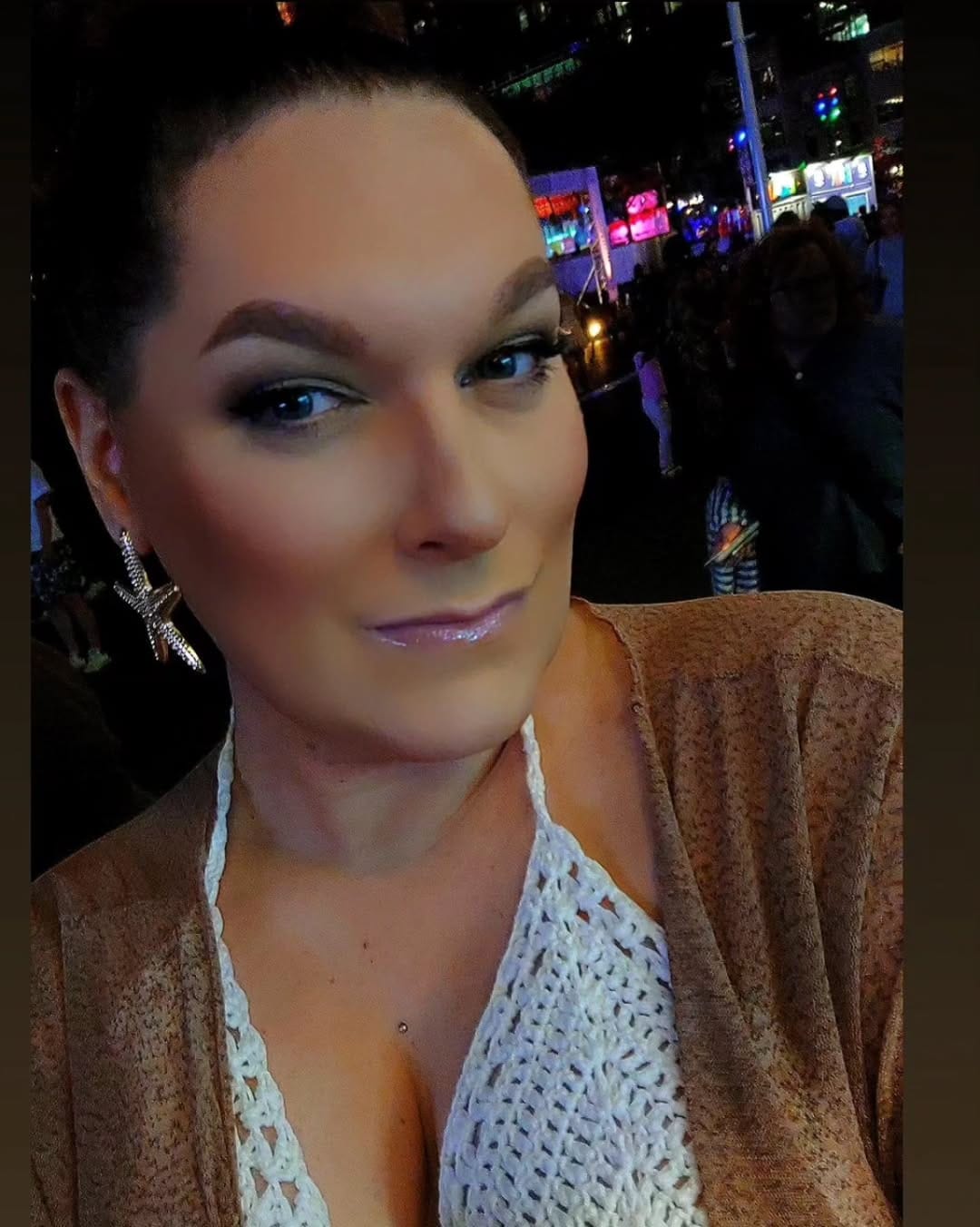 Post 8 by Jenni Lang on Instagram (image)