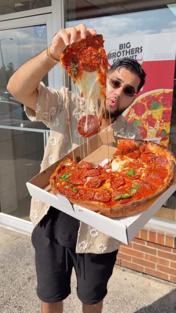Post 5 by Shawn Zamir on Instagram (video)