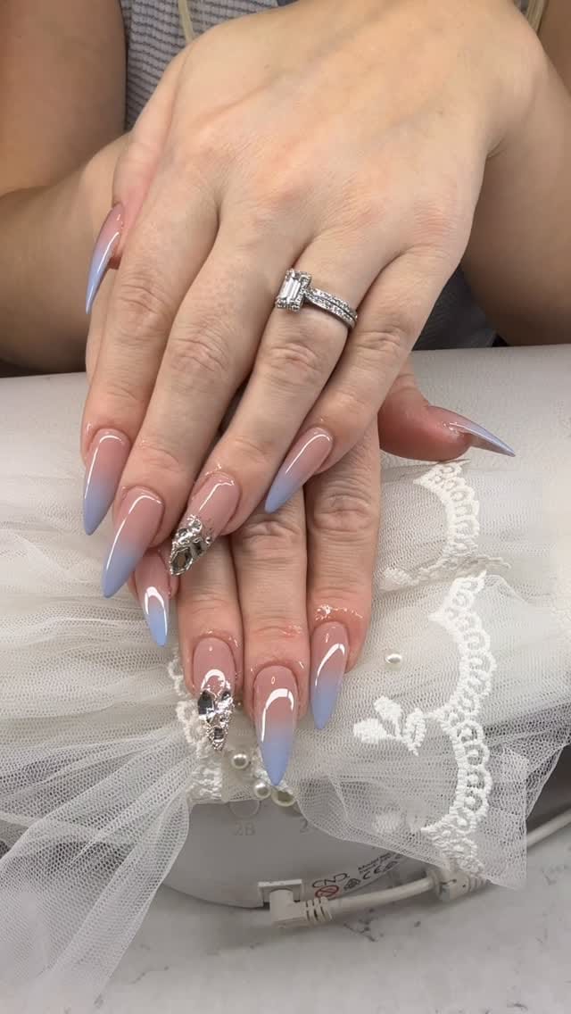 Post 8 by Crazy nails on Instagram (video)