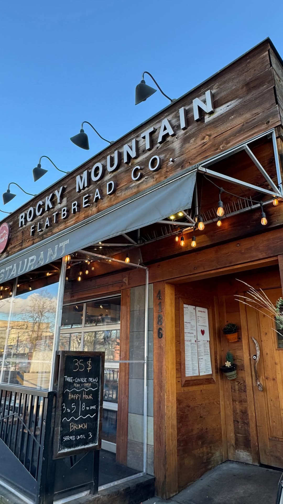 Post 5 by Vanessa Frankard | modernmixvancouver.com on Instagram (video)
