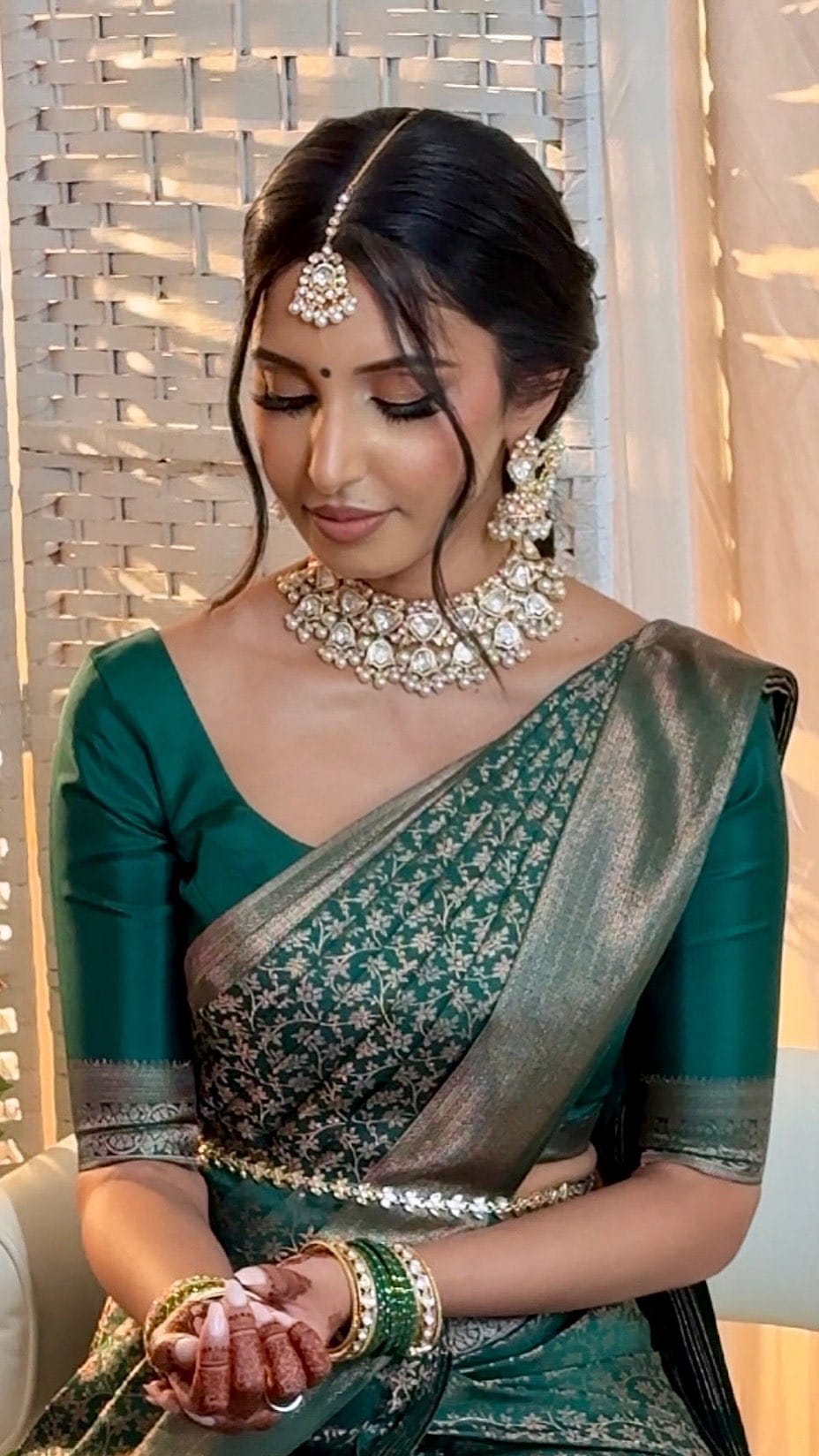 Post 6 by Zuhra Arif - Luxe Makeup and Hair Studio on Instagram (video)
