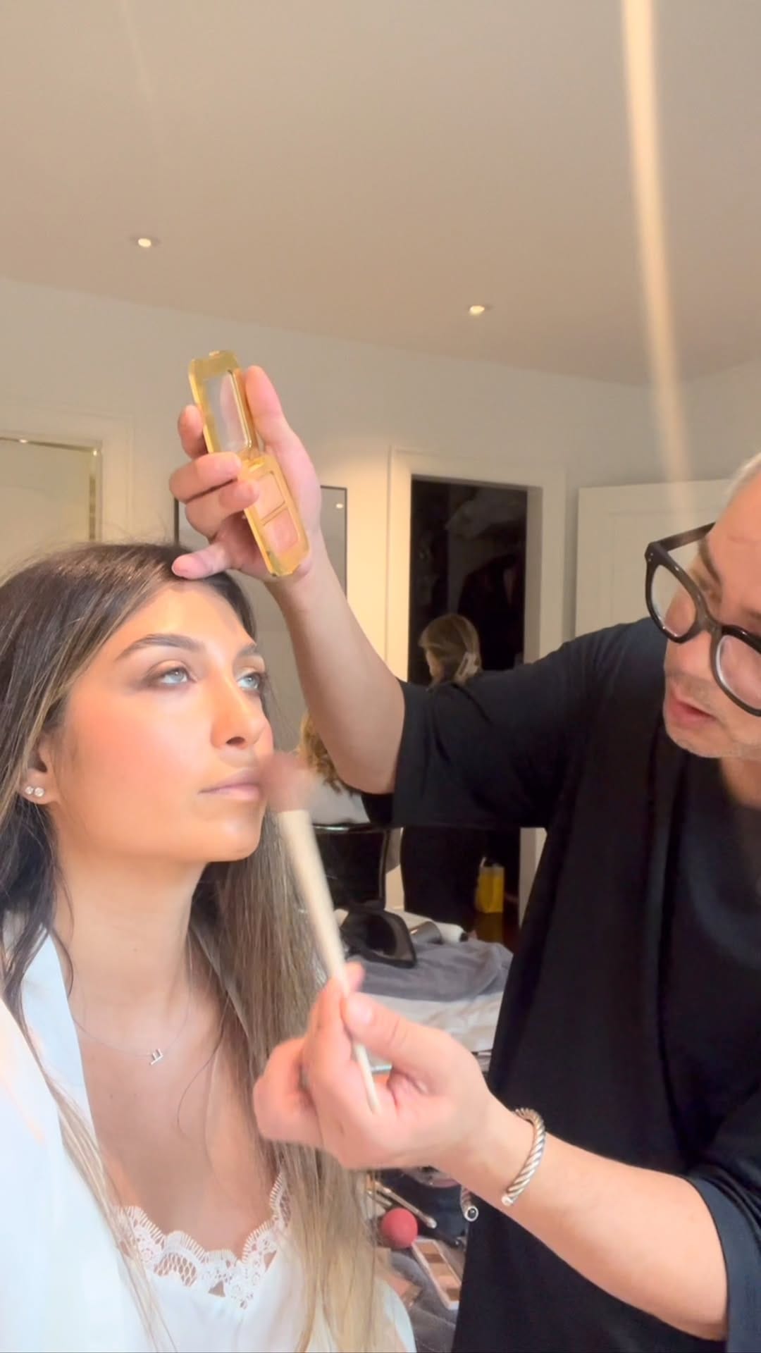 Post 5 by Kiki Chan on Instagram (video)