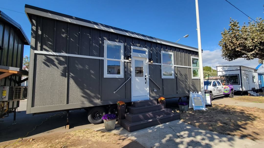 Post 5 by Tiny Mountain Houses on Instagram (carousel)