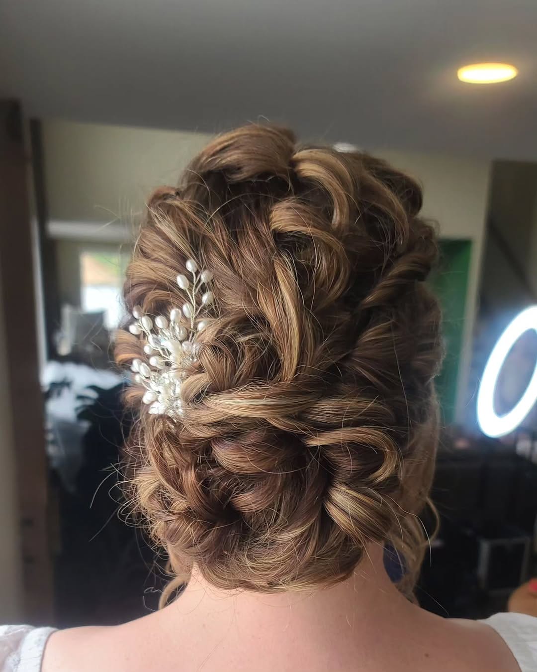 Post 6 by Promakeupbynatasha on Instagram (carousel)