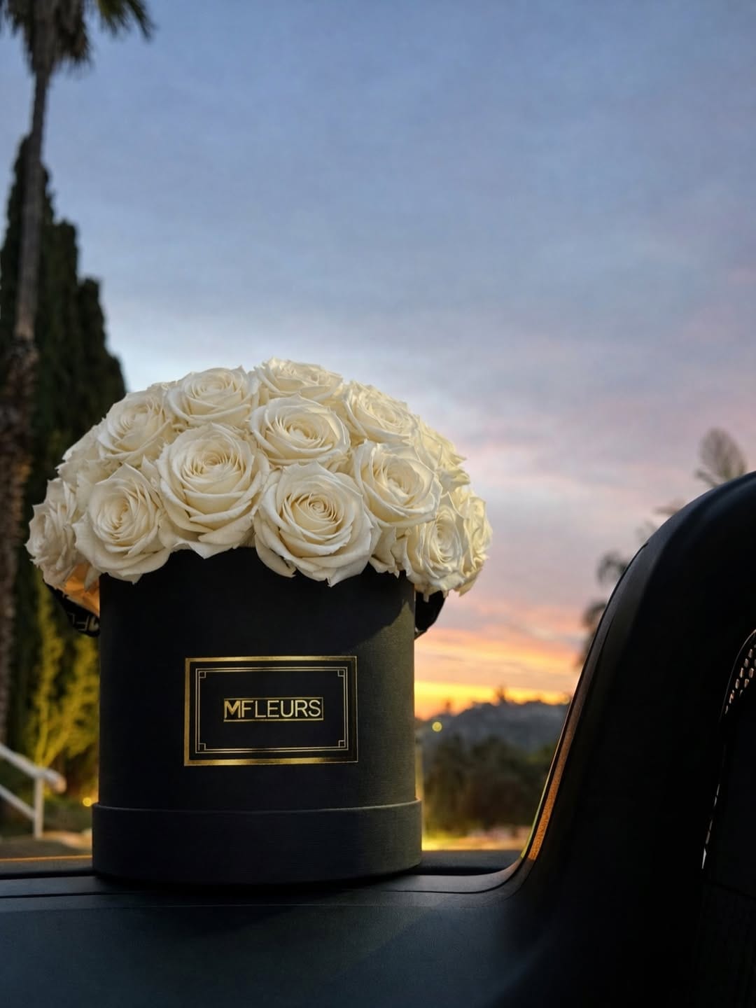 Post 8 by MFLEURS ® OFFICIAL on Instagram (image)