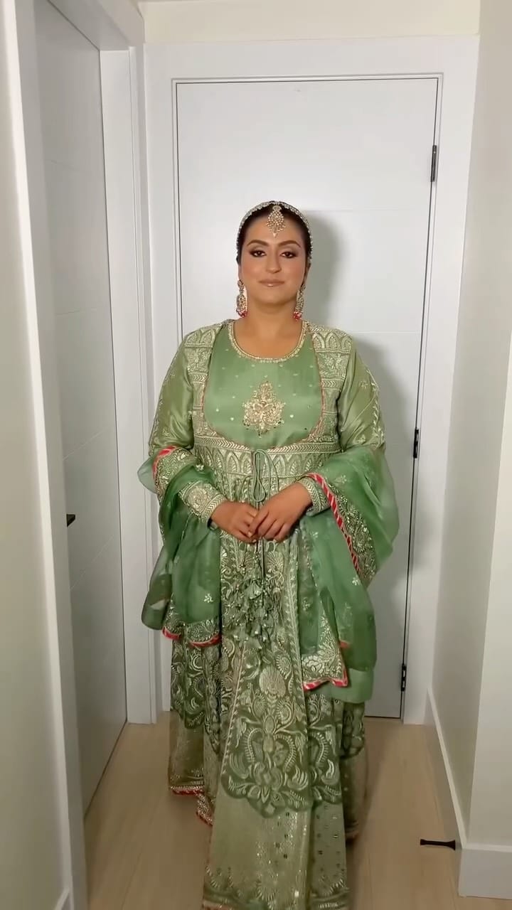 Post 5 by MAKEUP BY FATEH on Instagram (video)