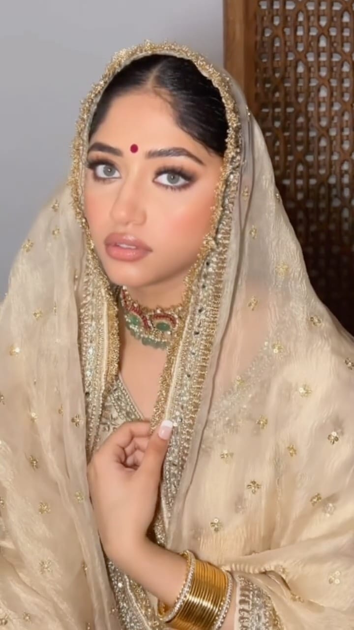 Post 4 by MAKEUP BY FATEH on Instagram (video)