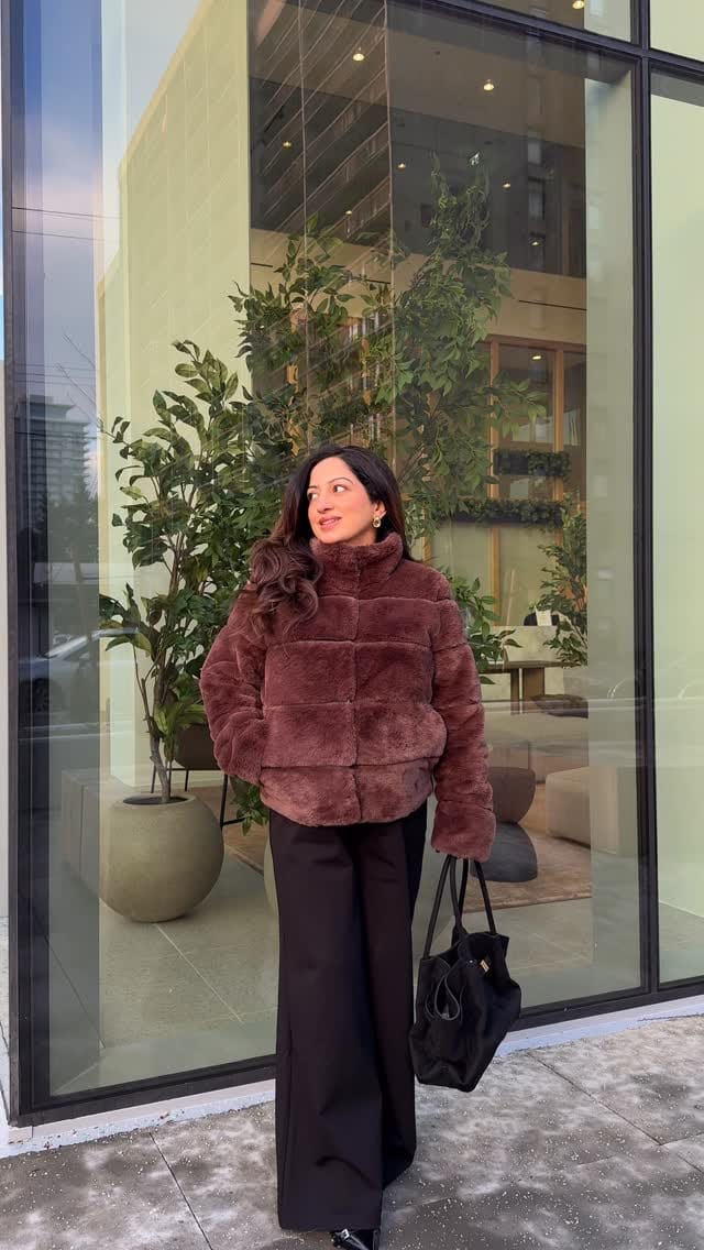 Post 3 by Ammy Gill on Instagram (video)