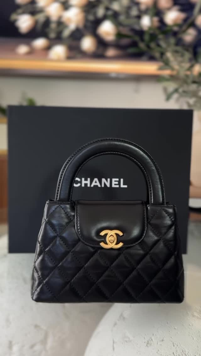 Post 8 by CARTE BLANCHE SHOP on Instagram (video)