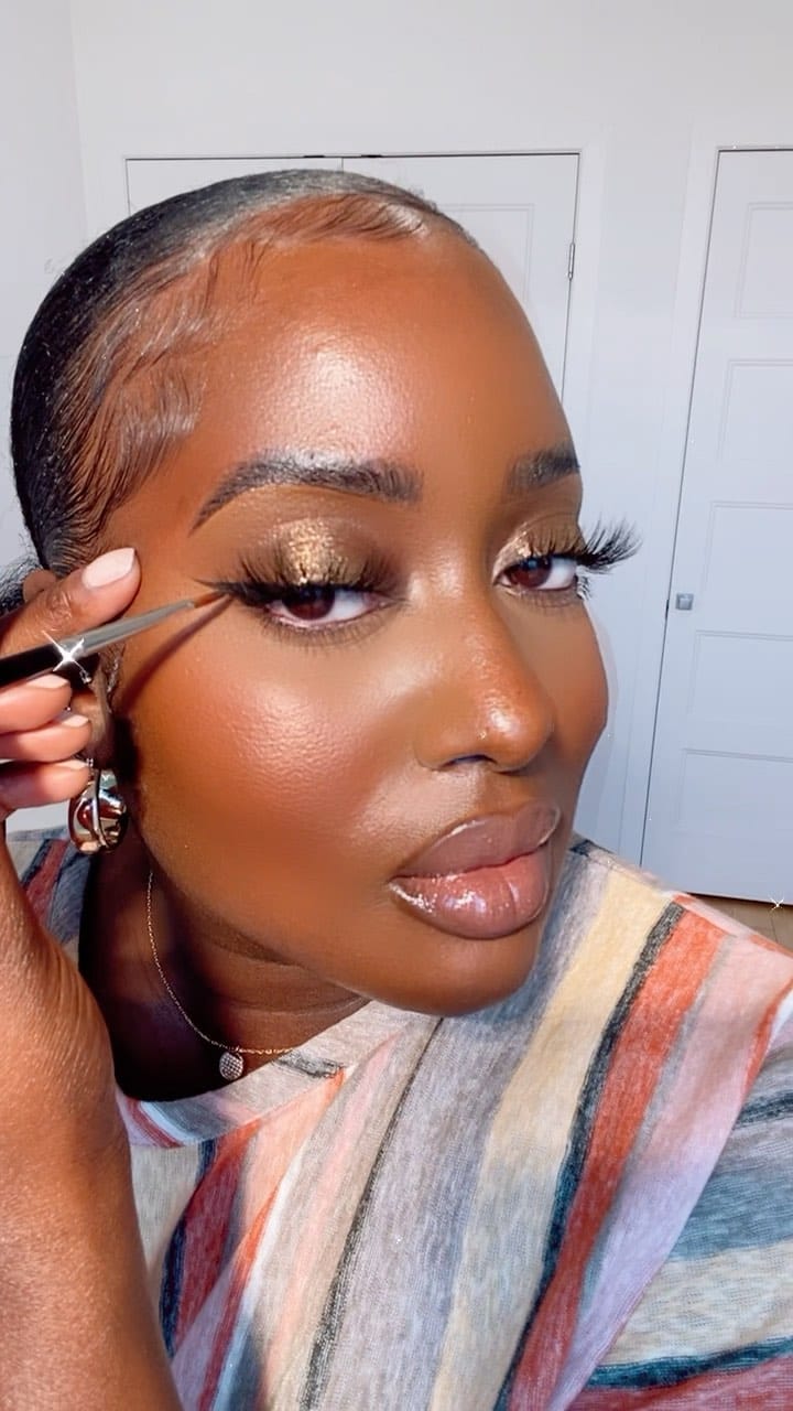 Post 10 by Rhodly Desinor on Instagram (video)