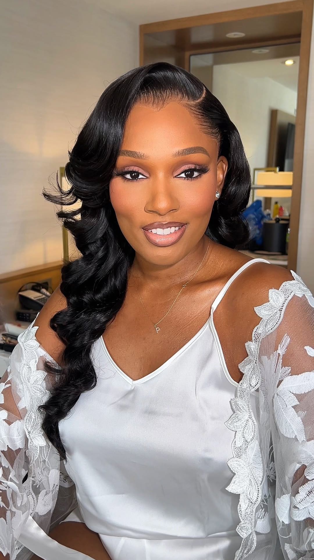 Post 8 by Tianah Beauté | Toronto Makeup Artist on Instagram (video)