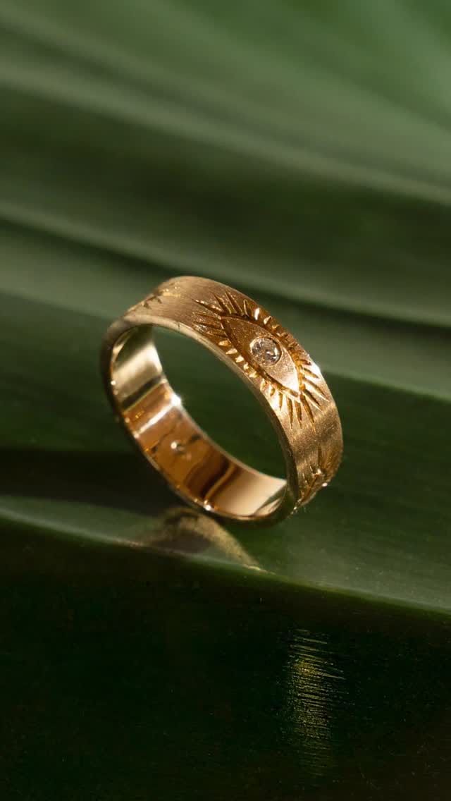 Post 4 by Kingdom Fine Jewelry on Instagram (video)