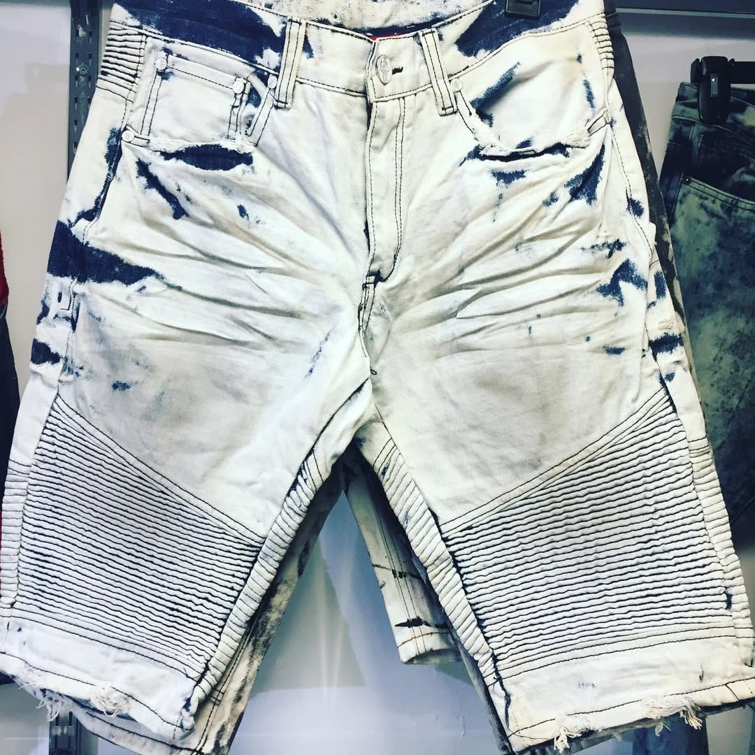 Post 5 by Ottawas #1 Streetwear Boutique on Instagram (image)