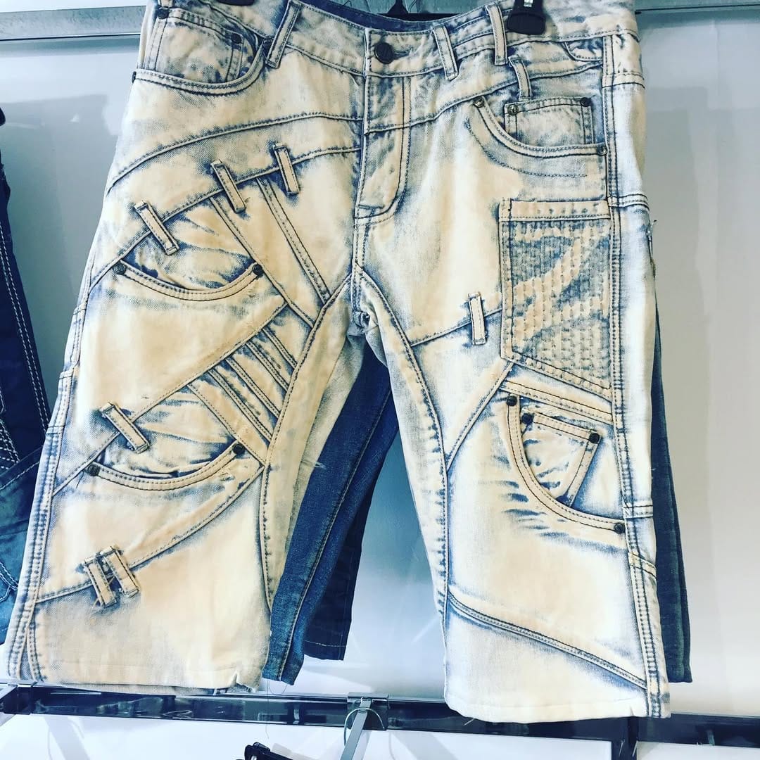 Post 2 by Ottawas #1 Streetwear Boutique on Instagram (image)
