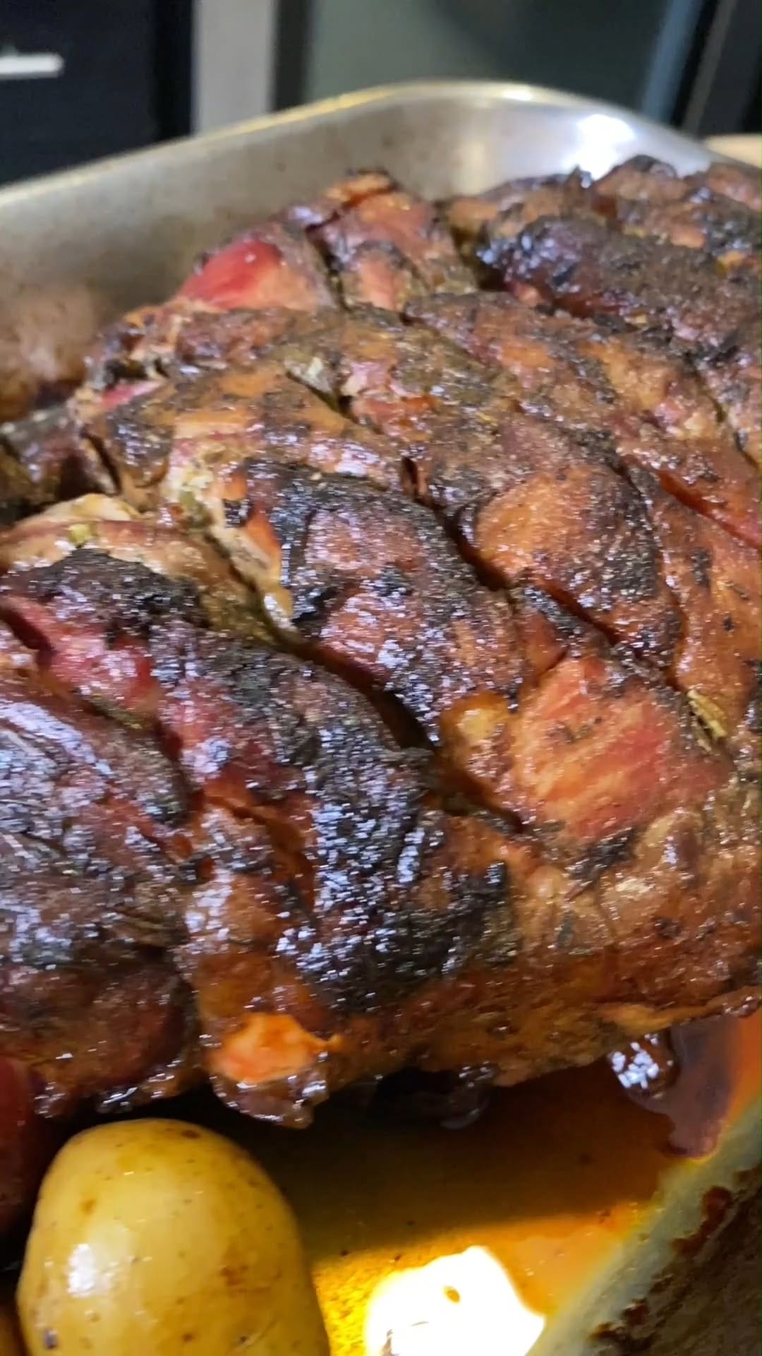 Post 3 by Weber Grills Canada on Instagram (video)