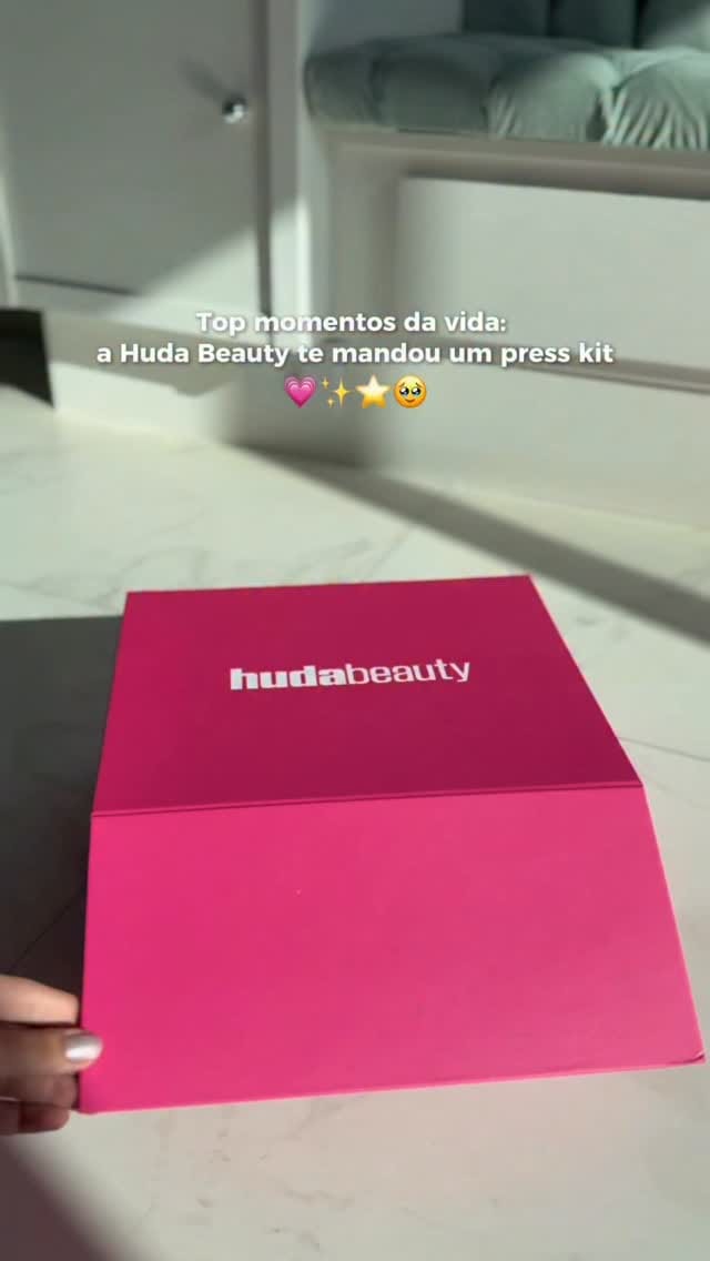 Post 6 by Juliana Delavalle on Instagram (video)