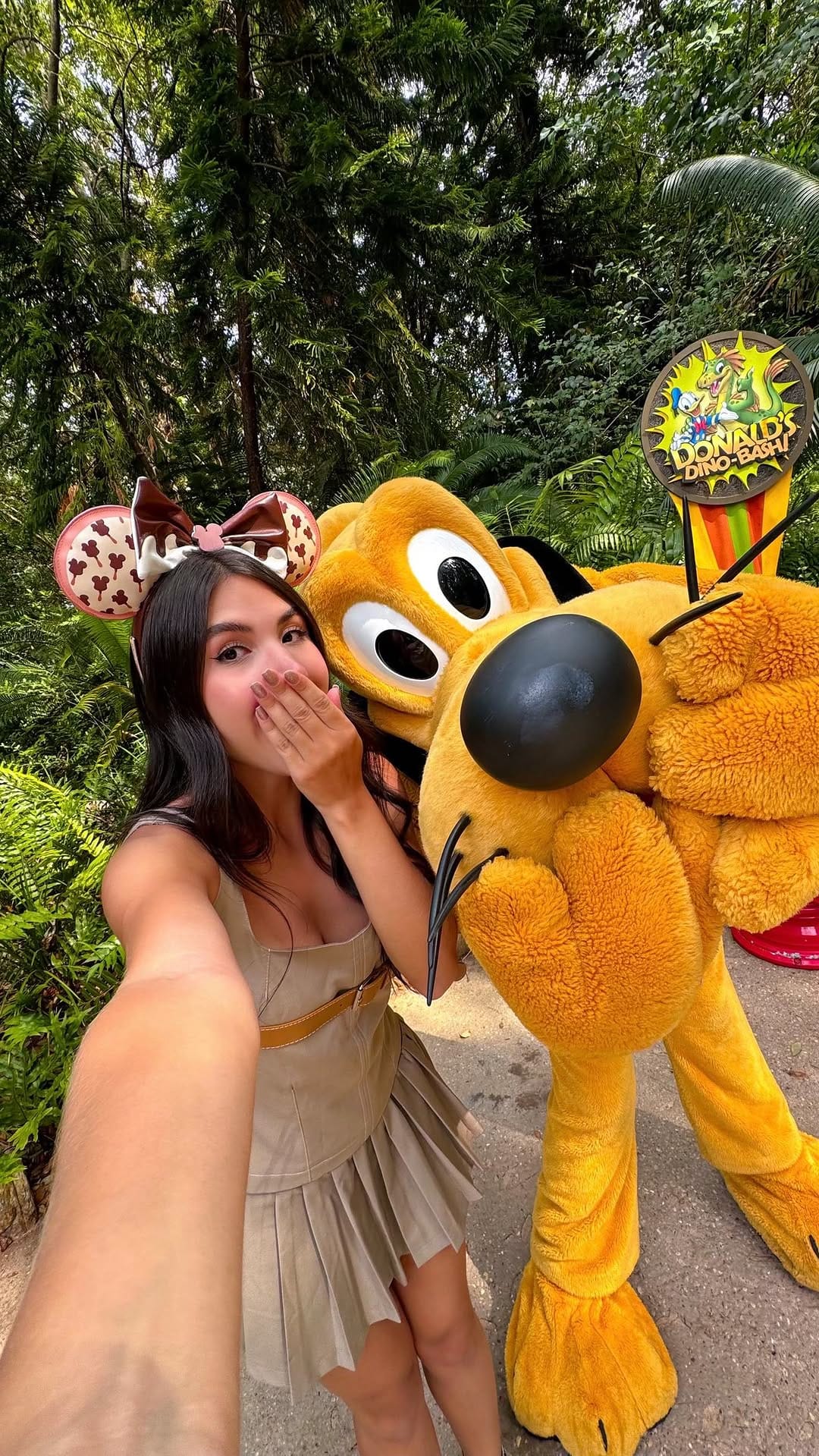 Post 8 by Juliana Delavalle on Instagram (video)