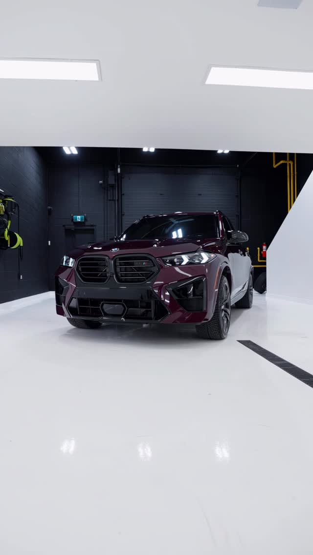 Post 9 by Posh on Instagram (video)