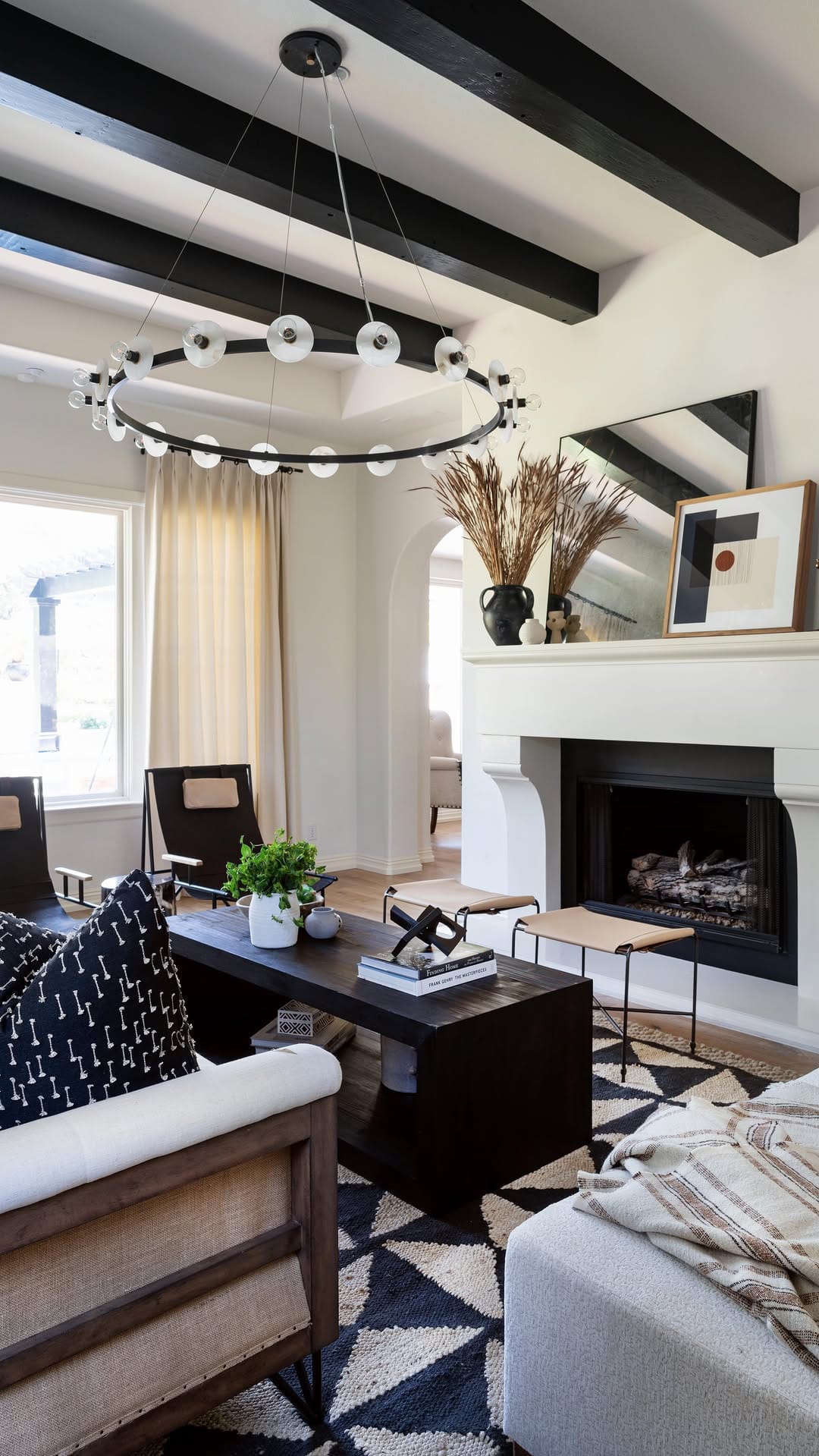 Post 6 by MAISON ROSE INTERIORS on Instagram (video)