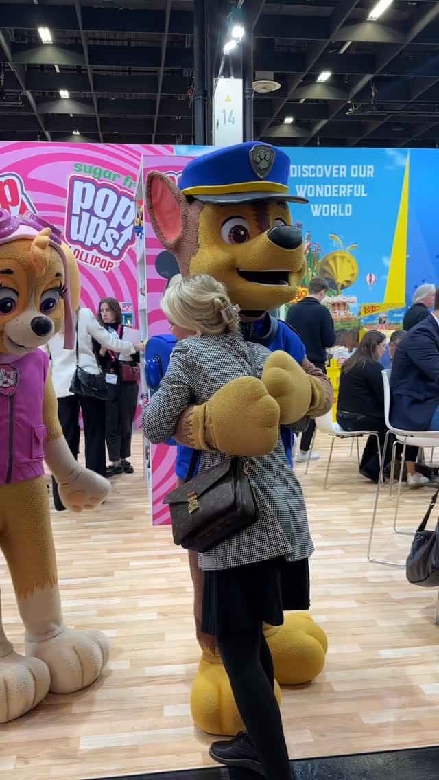 Post 2 by Freak Lunchbox on Instagram (video)
