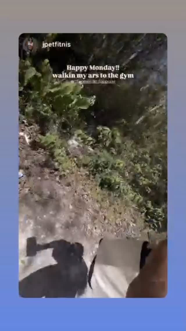 Post 4 by 𝗩𝗘𝗡𝗤𝗨𝗘 on Instagram (video)