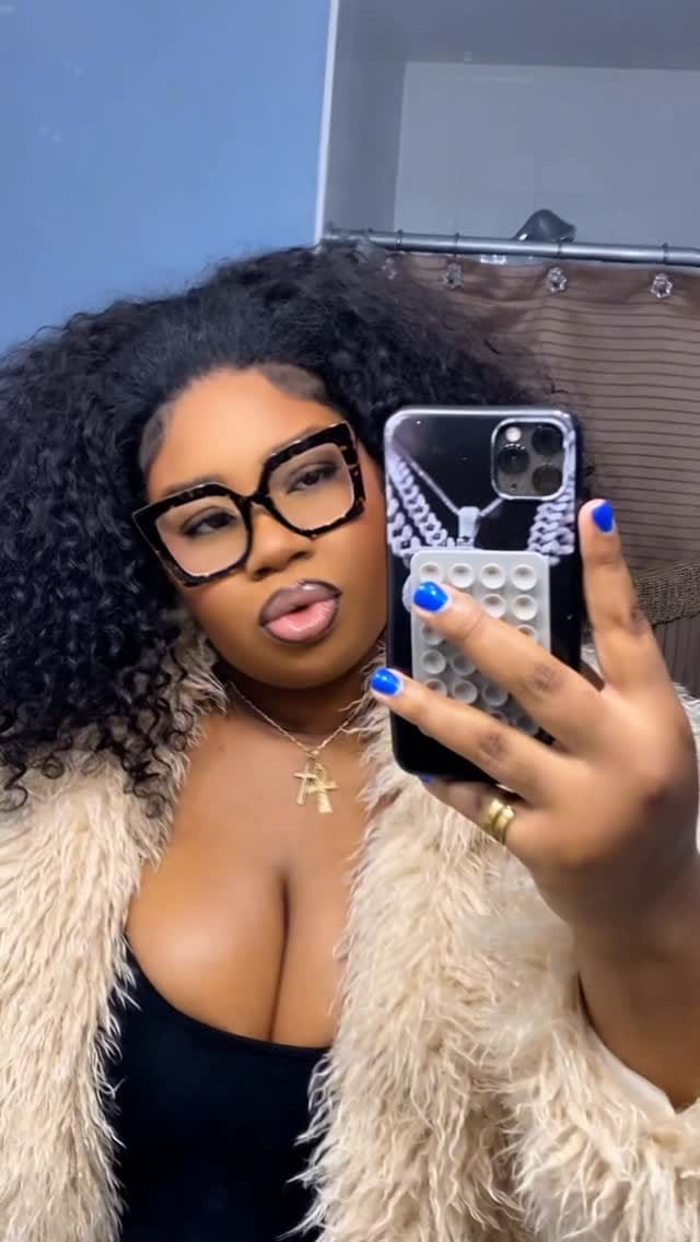 Post 8 by D🌹 on Instagram (video)