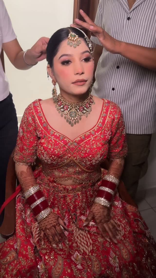 Post 8 by Manjot Singh on Instagram (video)