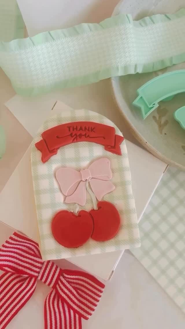 Post 5 by Kitchen Jukebox on Instagram (video)