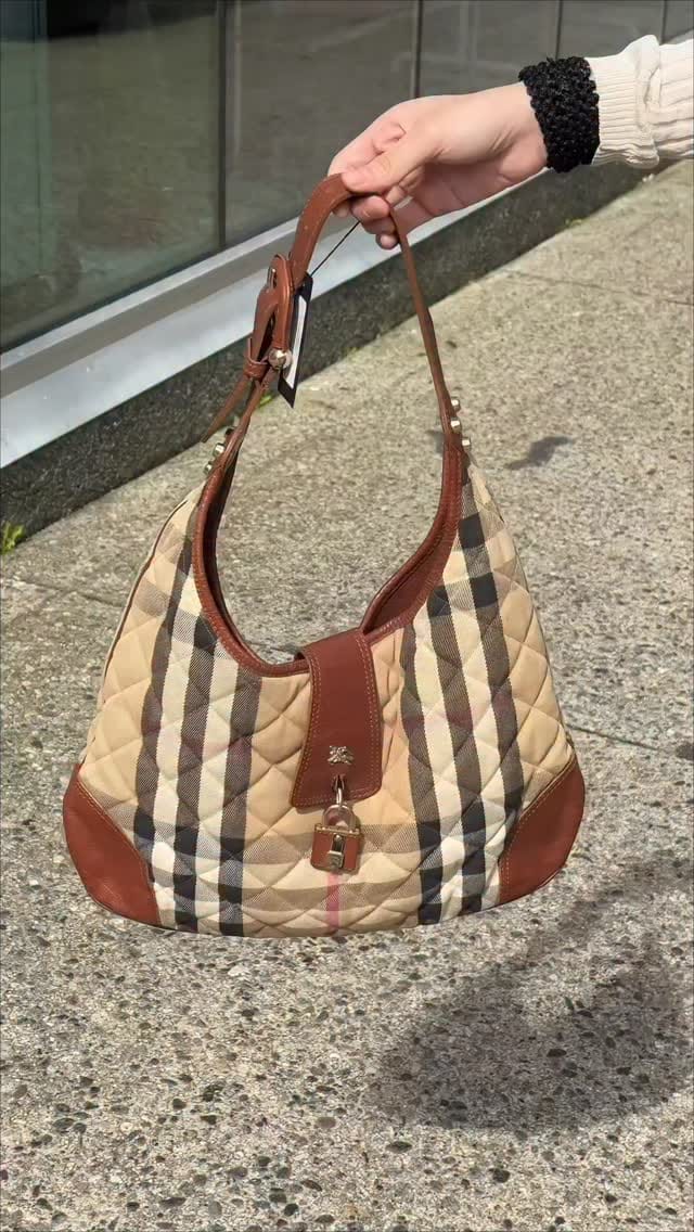 Post 2 by Adore Vintage Buy&Sell Luxury on Instagram (video)