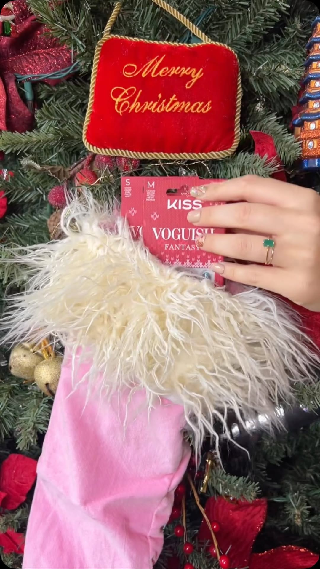 Post 8 by Gina Edwards on Instagram (video)