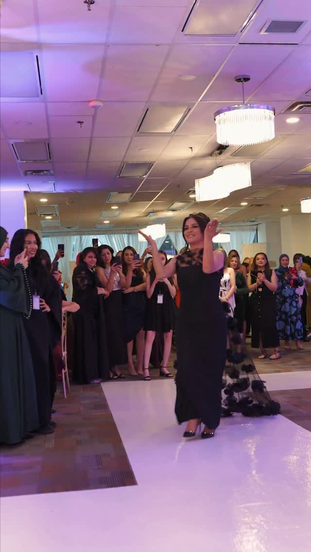 Post 6 by Ariana Assadi on Instagram (video)