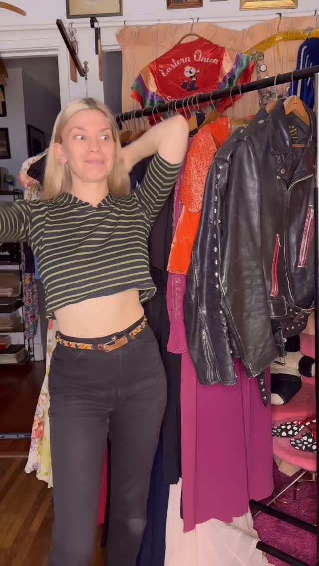 Post 3 by Trunk of Dresses Vintage Clothing on Instagram (video)