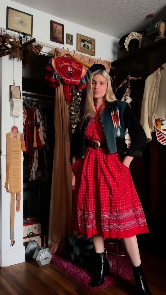 Post 6 by Trunk of Dresses Vintage Clothing on Instagram (video)