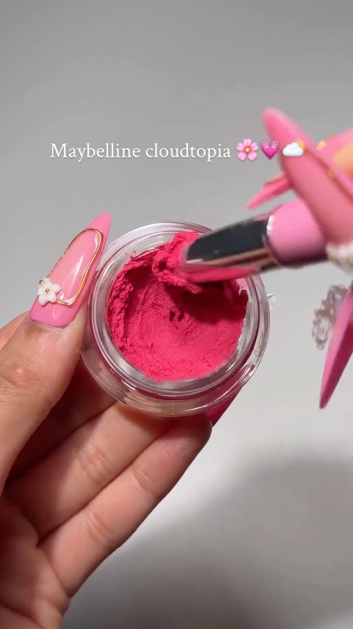 Post 10 by Saira 🎀💖 on Instagram (video)